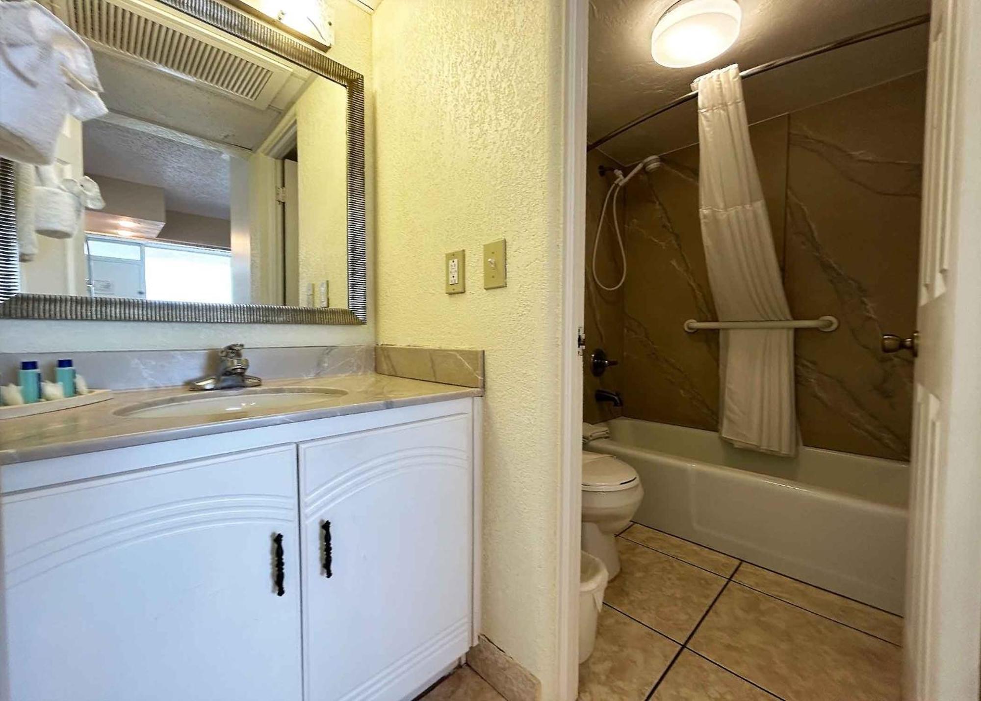 Outrigger Beach Club Resort Ormond Beach Eksteriør bilde